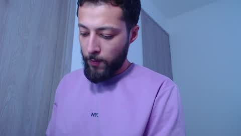 Tony Ribas. online show from December 2024 10:00:01 PM