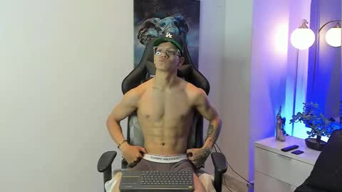 tony_petrov online show from October 2025 04:53:01 AM