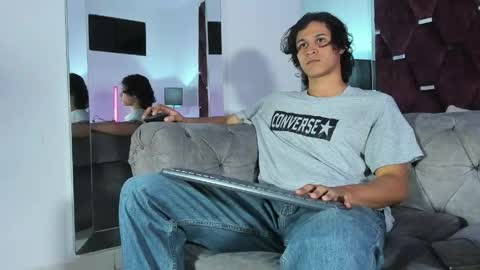 Tony Benedetti online show from April 2026 09:23:01 PM