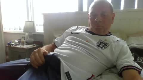 tonygib1962 online show from June 2026 03:10:02 PM