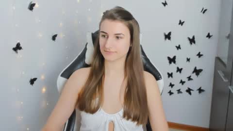 Snapshot of tooboringgirl chatting on March 2025 02:34:01 PM Alisson online show from March 2025 02:34:01 PM