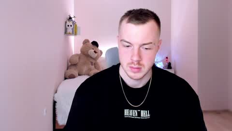 toohornyserj online show from January 2025 11:39:02 PM