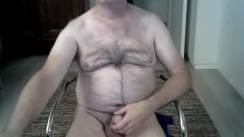 Snapshot of tooohard chatting on October 2025 09:17:02 PM Alex online show from October 2025 09:17:02 PM