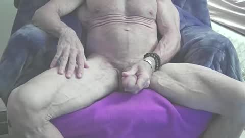 Snapshot of topfortwinks chatting on December 2025 04:17:02 AM topfortwinks online show from December 2025 04:17:02 AM