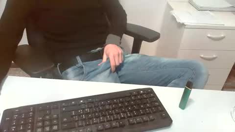 Topg84 online show from December 2025 06:37:02 PM