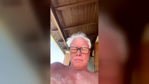 Snapshot of topsurgeon2025 chatting on May 2026 12:00:02 PM topsurgeon2025 online show from May 2026 12:00:02 PM