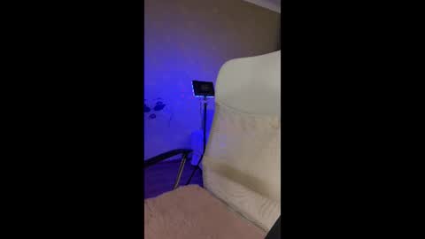 tori93_ online show from June 2026 12:50:01 PM