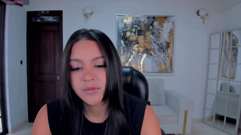 Tori Cross online show from January 2025 12:45:02 PM