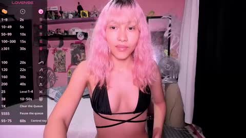 Snapshot of torispace chatting on March 2025 01:48:01 AM ToriSpace online show from March 2025 01:48:01 AM