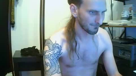 Snapshot of tornado2156 chatting on December 2025 04:32:01 AM Tornado2156 online show from December 2025 04:32:01 AM