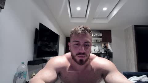 toro_arrapato online show from February 2025 03:47:02 AM