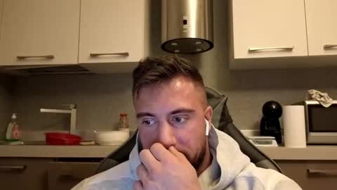 toro_arrapato online show from October 2025 03:56:02 PM