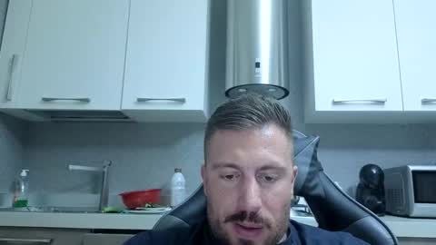 toro_arrapato online show from June 2026 02:01:01 AM