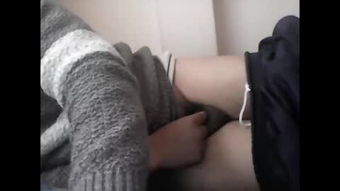 torresurionasantos online show from February 2026 07:43:01 PM