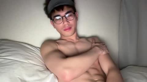 Snapshot of toshikaro0 chatting on March 2025 04:24:02 PM Karo online show from March 2025 04:24:02 PM