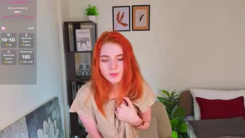 Mari online show from November 2025 01:11:01 AM