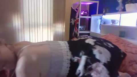 Milly online show from February 2025 12:04:01 AM