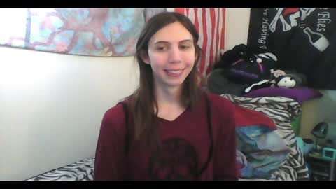 Luna online show from January 2025 12:05:02 AM