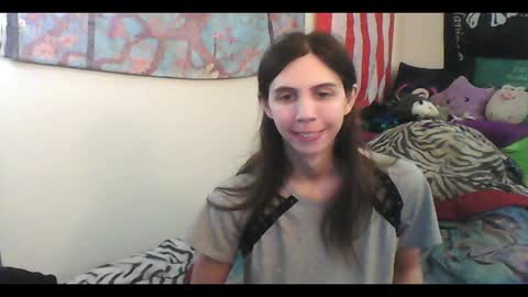 Luna online show from September 2025 04:02:02 AM