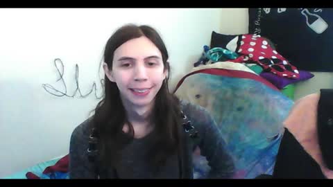 Luna online show from February 2026 09:33:01 PM