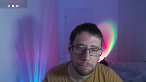 Snapshot of totoclown chatting on October 2025 02:45:02 AM Thomas online show from October 2025 02:45:02 AM