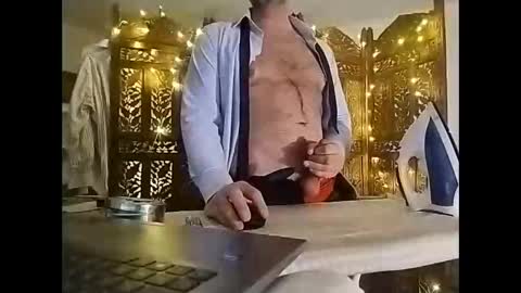 Iron Bro online show from December 2025 02:09:02 AM