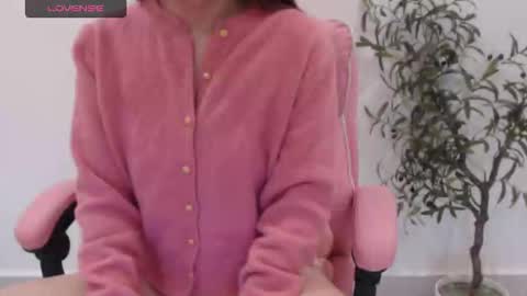 Snapshot of totoro_09 chatting on January 2026 08:29:02 AM Angelina online show from January 2026 08:29:02 AM