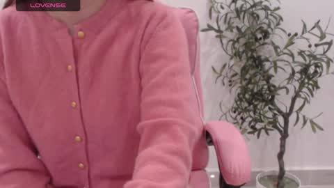 Snapshot of totoro_09 chatting on January 2026 04:48:02 AM Angelina online show from January 2026 04:48:02 AM