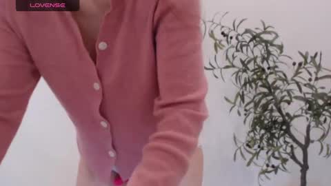 Snapshot of totoro_09 chatting on February 2026 02:54:02 PM Angelina online show from February 2026 02:54:02 PM