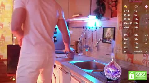 Paul online show from December 2024 05:48:01 AM