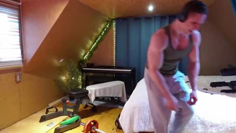 Paul online show from February 2025 08:58:02 AM