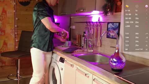 Snapshot of touch_of_eros chatting on February 2026 04:35:02 AM Paul online show from February 2026 04:35:02 AM