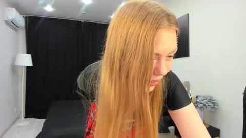 Touch The Heart online show from November 2025 03:49:02 AM