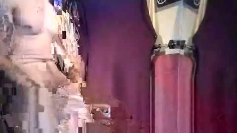 Snapshot of touchofclass90 chatting on January 2025 08:48:01 PM touchofclass90 online show from January 2025 08:48:01 PM