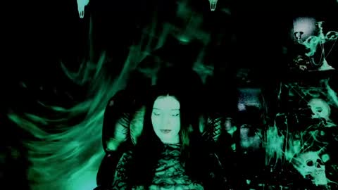 toxicdomme online show from May 2026 06:04:02 PM