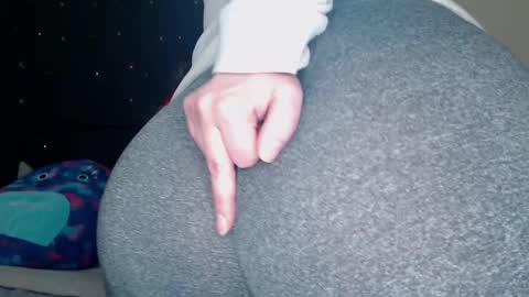 Lilly Miss Mistress Goddess Maam Queen Boss online show from December 2024 12:23:01 PM