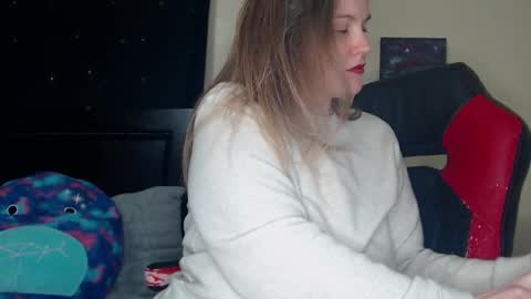 Snapshot of toxiclilly chatting on January 2025 09:00:02 AM Lilly Miss Mistress Goddess Maam Queen Boss online show from January 2025 09:00:02 AM