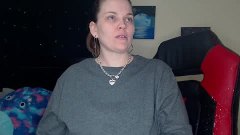 Snapshot of toxiclilly chatting on February 2025 09:11:01 AM Lilly Miss Mistress Goddess Maam Queen Boss online show from February 2025 09:11:01 AM