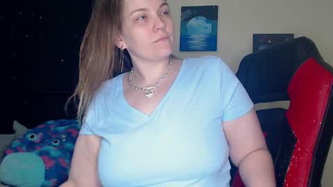 Snapshot of toxiclilly chatting on February 2025 07:51:02 AM Lilly Miss Mistress Goddess Maam Queen Boss online show from February 2025 07:51:02 AM