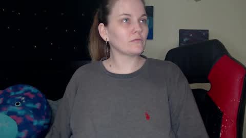 Snapshot of toxiclilly chatting on February 2025 06:29:02 AM Lilly Miss Mistress Goddess Maam Queen Boss online show from February 2025 06:29:02 AM