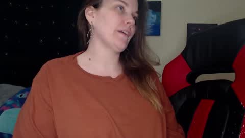 Snapshot of toxiclilly chatting on March 2025 11:58:01 AM Lilly Miss Mistress Goddess Maam Queen Boss online show from March 2025 11:58:01 AM