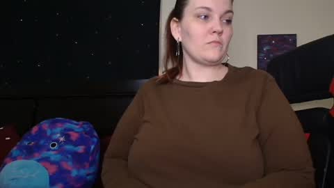 Snapshot of toxiclilly chatting on September 2025 09:14:02 AM Lilly Miss Mistress Goddess Maam Queen Boss online show from September 2025 09:14:02 AM