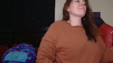 Snapshot of toxiclilly chatting on September 2025 08:41:02 AM Lilly Miss Mistress Goddess Maam Queen Boss online show from September 2025 08:41:02 AM