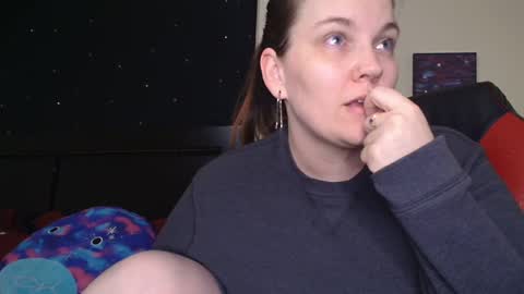 Snapshot of toxiclilly chatting on October 2025 08:33:01 AM Lilly Miss Mistress Goddess Maam Queen Boss online show from October 2025 08:33:01 AM