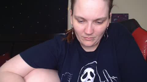 Snapshot of toxiclilly chatting on October 2025 08:37:01 AM Lilly Miss Mistress Goddess Maam Queen Boss online show from October 2025 08:37:01 AM