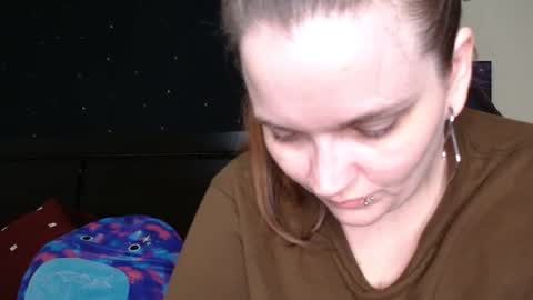 Snapshot of toxiclilly chatting on November 2025 08:18:01 AM Lilly Miss Mistress Goddess Maam Queen Boss online show from November 2025 08:18:01 AM