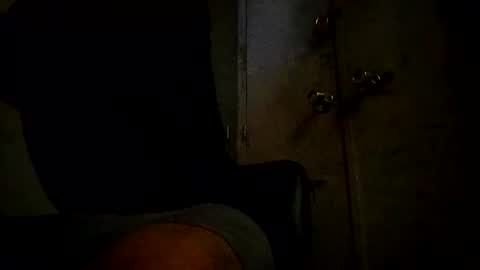 Snapshot of toyboysquirt chatting on January 2026 02:48:02 AM toyboysquirt online show from January 2026 02:48:02 AM