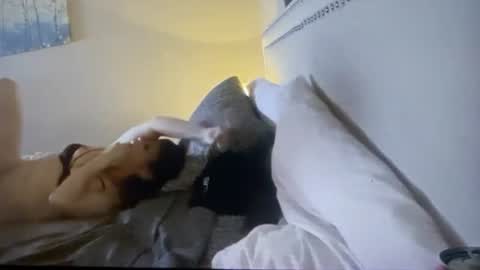 Snapshot of toyfuckcouple chatting on July 2026 01:04:02 PM HusbandShamner online show from July 2026 01:04:02 PM