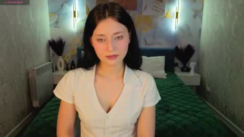 tracey_gill online show from May 2026 10:36:01 AM