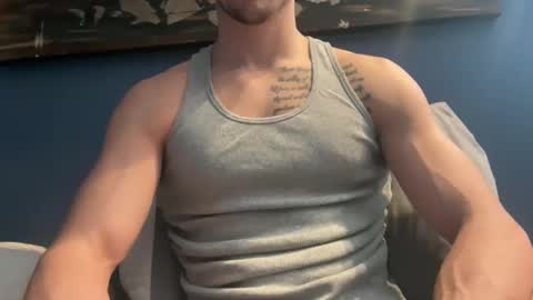 trackstar333 online show from February 2025 08:22:01 PM